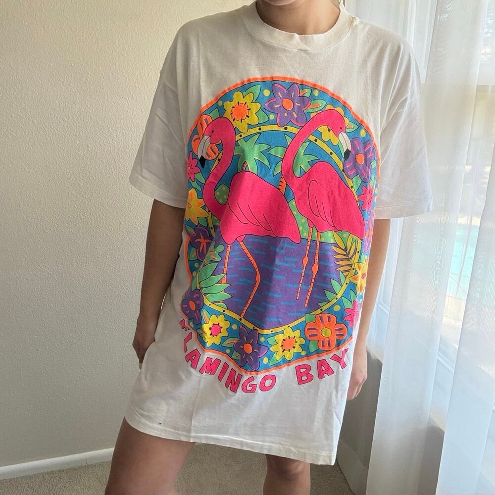 Vintage 90s Neon Flamingo Bay T-Shirt beach vacation resort wear summer grandma
